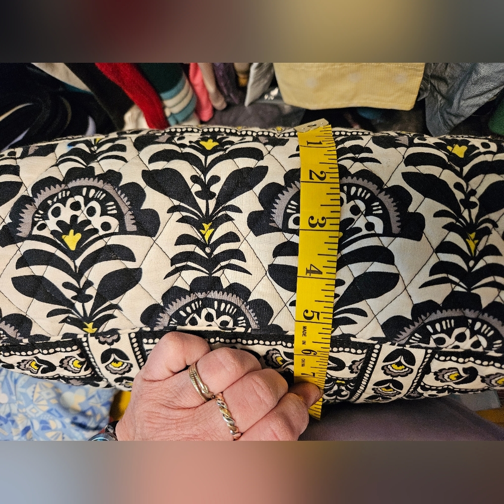 #007- VERA BRADLEY- Black, Yellow, and White Tote Bag - Picture 10 of 16